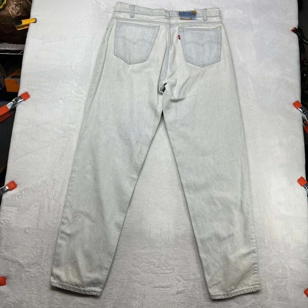 Vintage Levi's Jeans Men's Blue Denim Relaxed Fit Tapered Leg Zip‎ Fly - 32X31.5